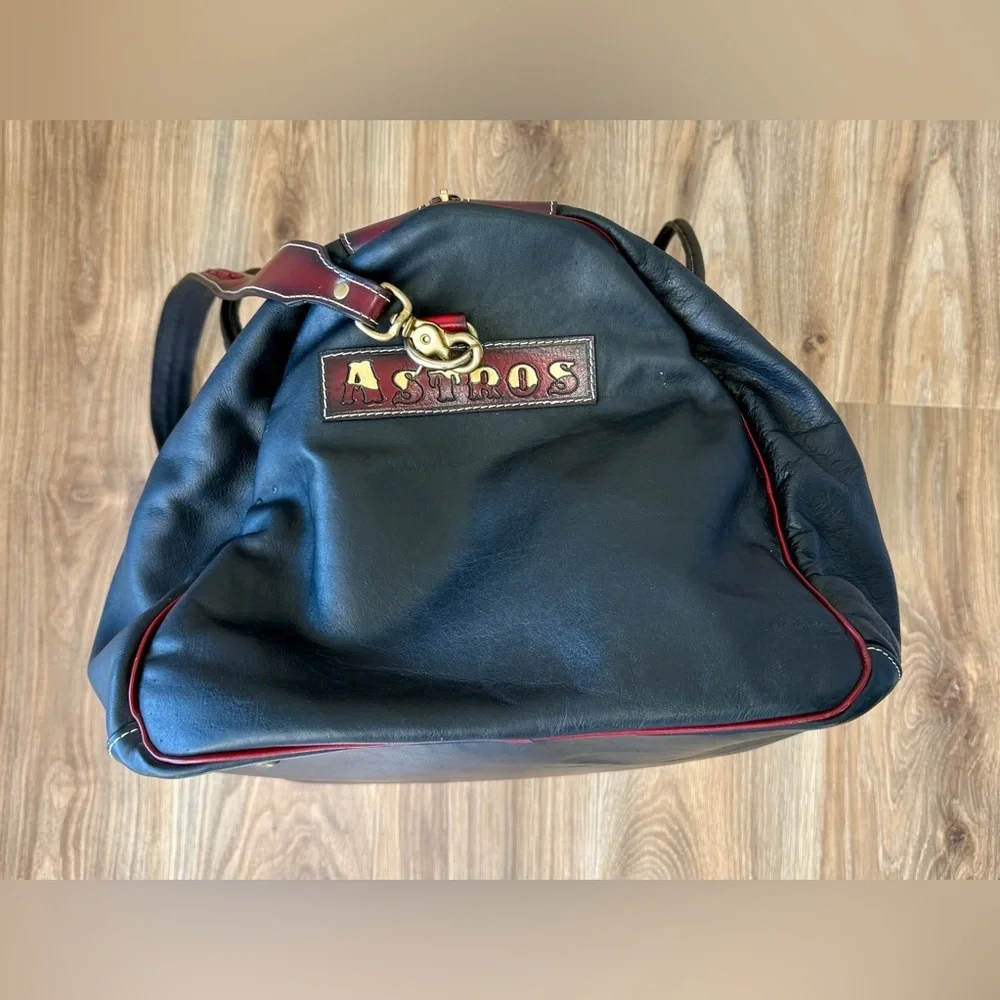 Custom Houston Astros Full Grain Leather Player-Style Weekender Duffel Rare
